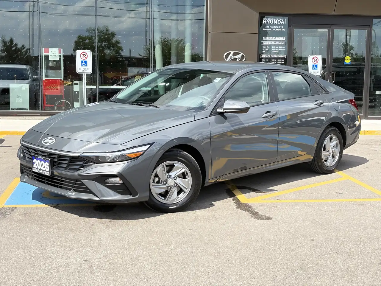 Hyundai ELANTRA photo Hyundai ELANTRA