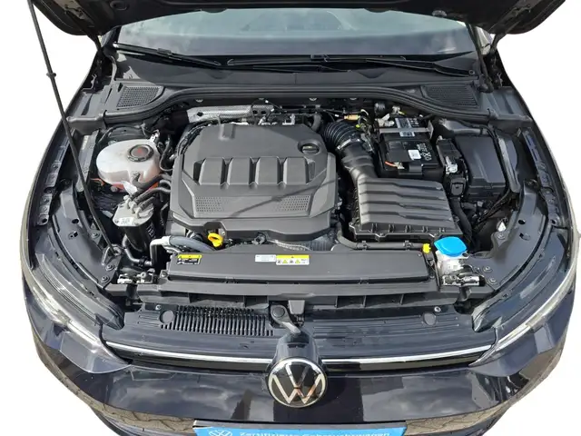 Volkswagen Golf view 12