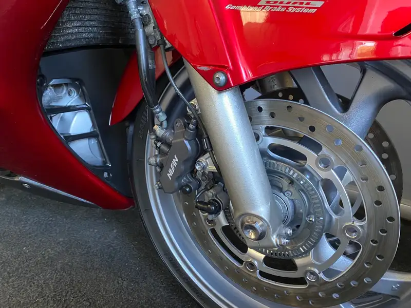 Honda ST 1300 - foto 4