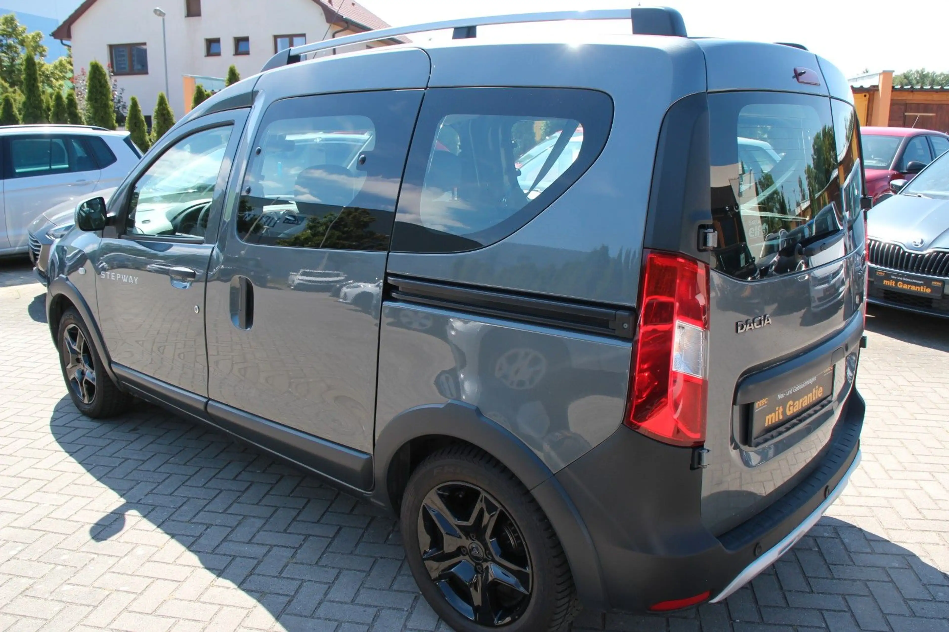 Dacia Dokker Stepway Celebration Klima/Navi/Tempom/PDC — photo 3