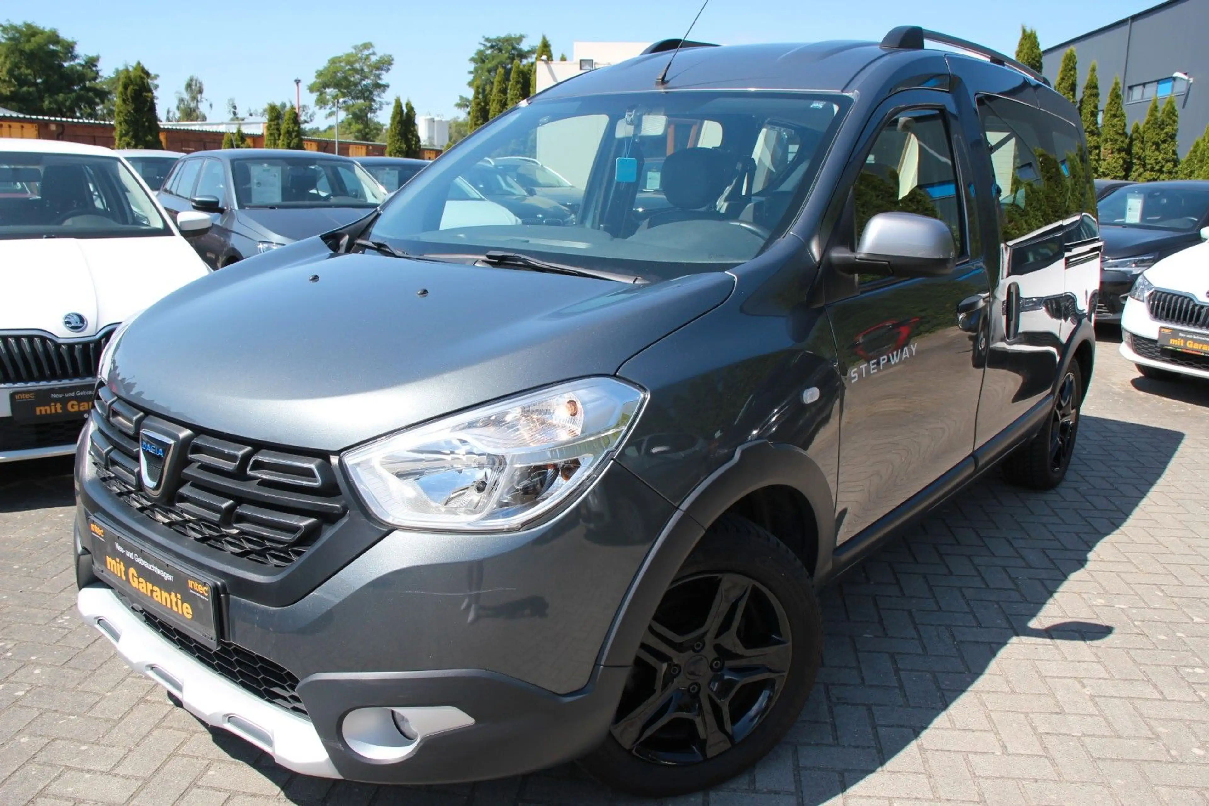 Dacia Dokker Stepway Celebration Klima/Navi/Tempom/PDC — photo 2