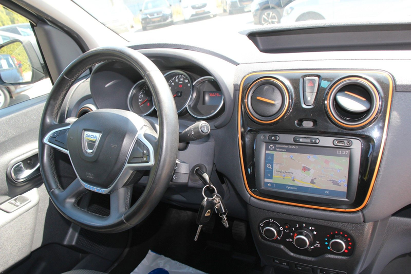 Dacia Dokker Stepway Celebration Klima/Navi/Tempom/PDC — photo 9