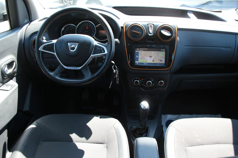 Dacia Dokker Stepway Celebration Klima/Navi/Tempom/PDC — photo 5