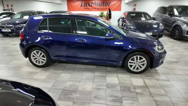 Volkswagen Golf view 7
