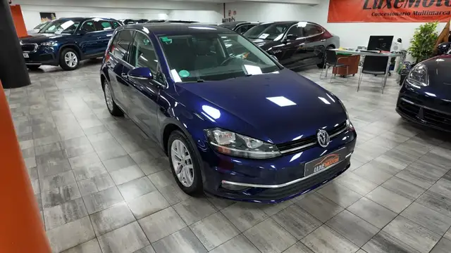 Volkswagen Golf view 8