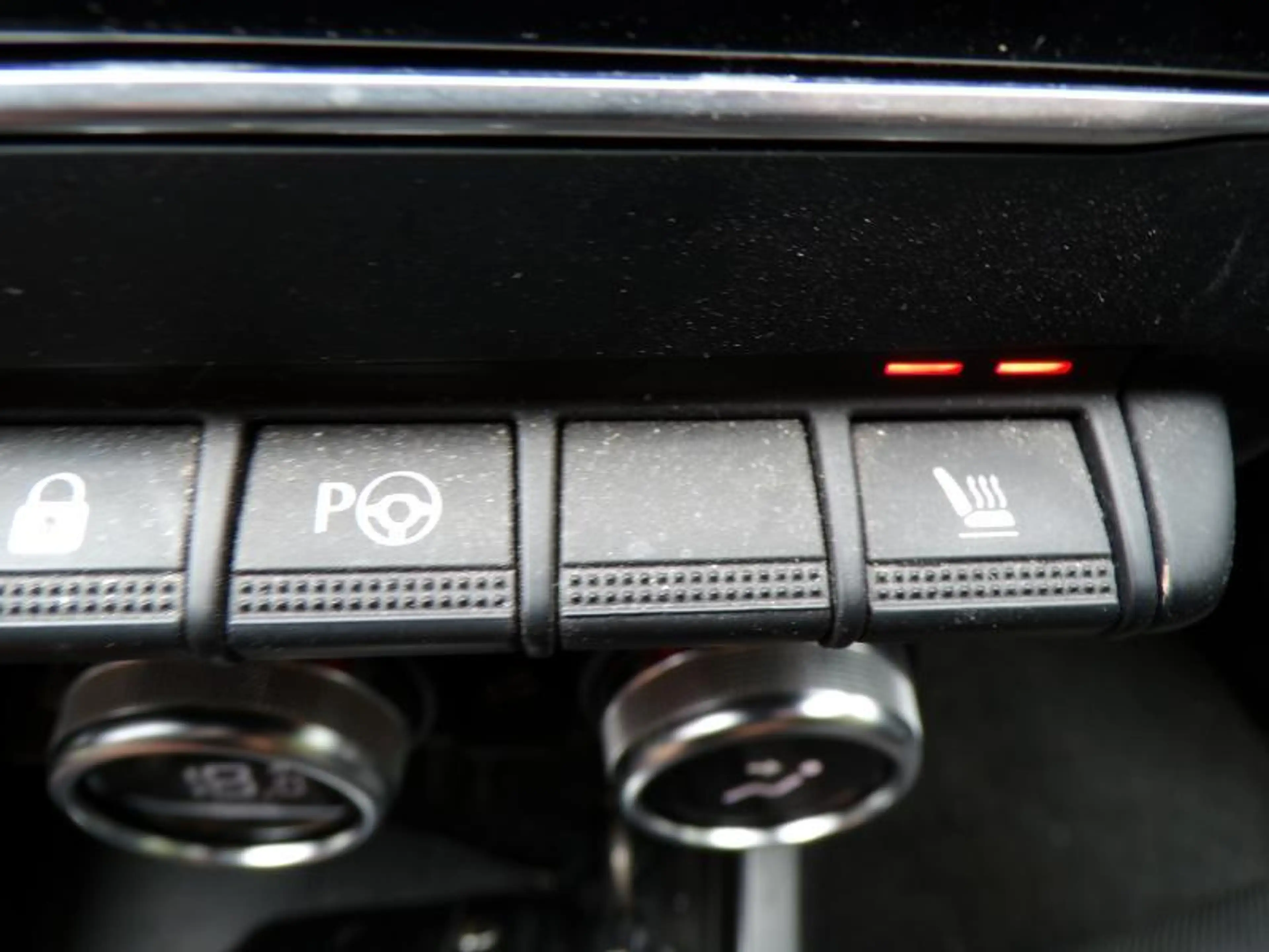 Renault Arkana 1.6 145cv Automatique rouge 06/22 — photo 15