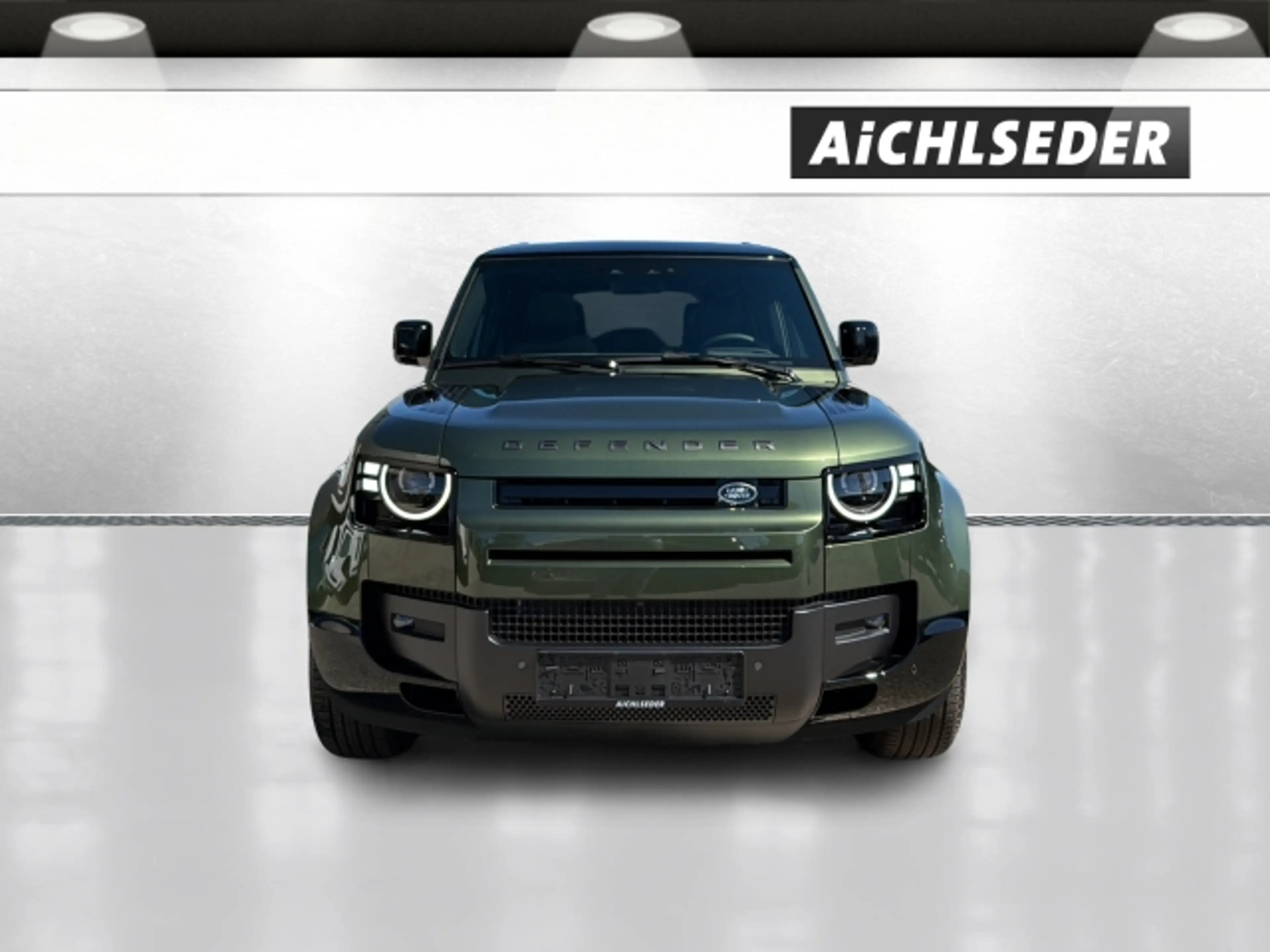 Land Rover Defender 110 D250 AWD AT X-Dynamic SE — photo 2