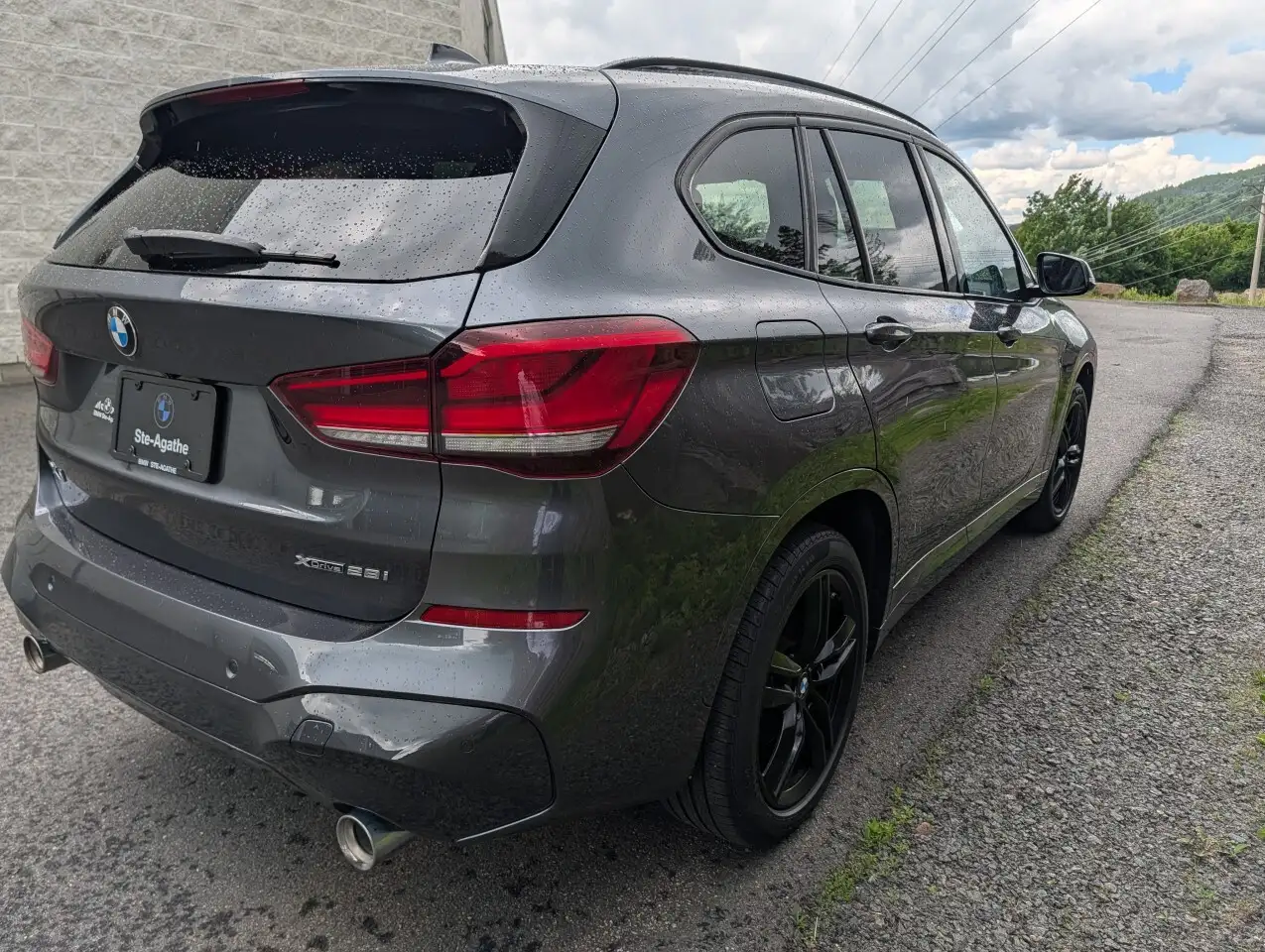 BMW X1 photo BMW X1