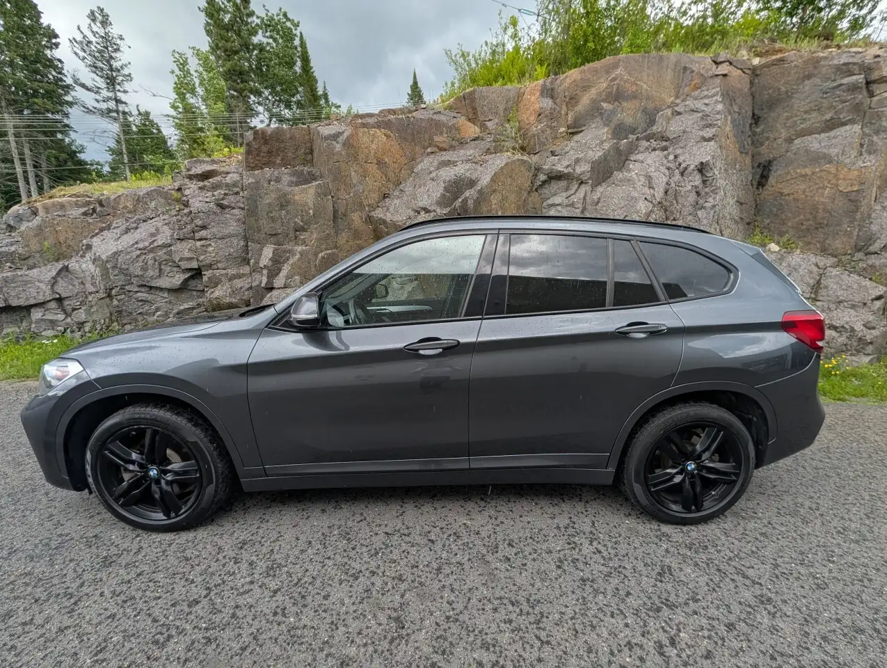 BMW X1 photo BMW X1