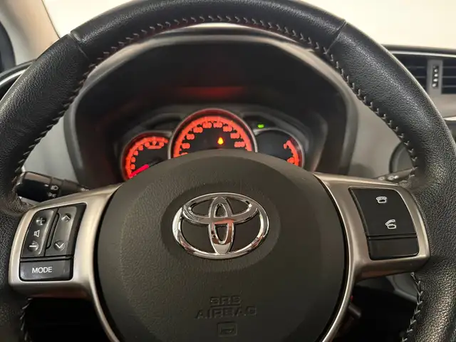 Toyota Yaris view 19