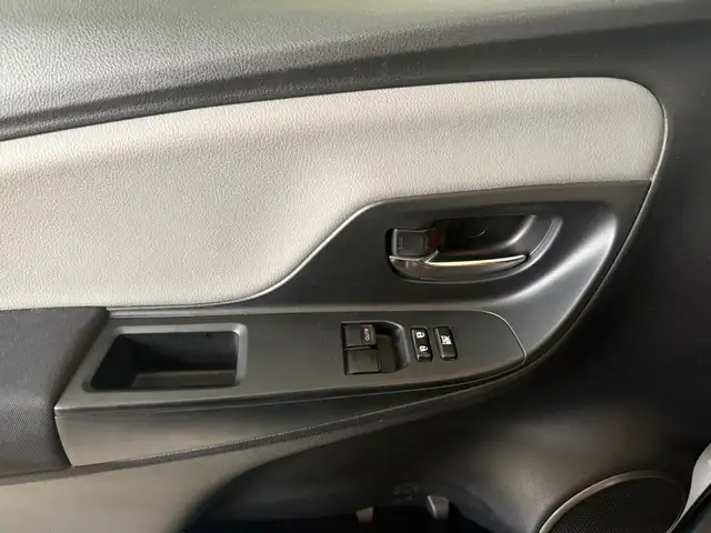 Toyota Yaris view 18