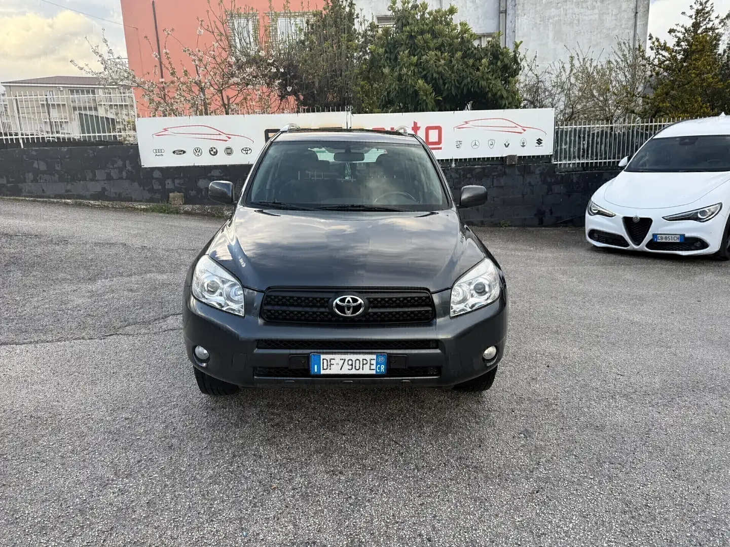 Toyota RAV 4 RAV4 2.2 D-4D 136 CV Luxury Gris - 2