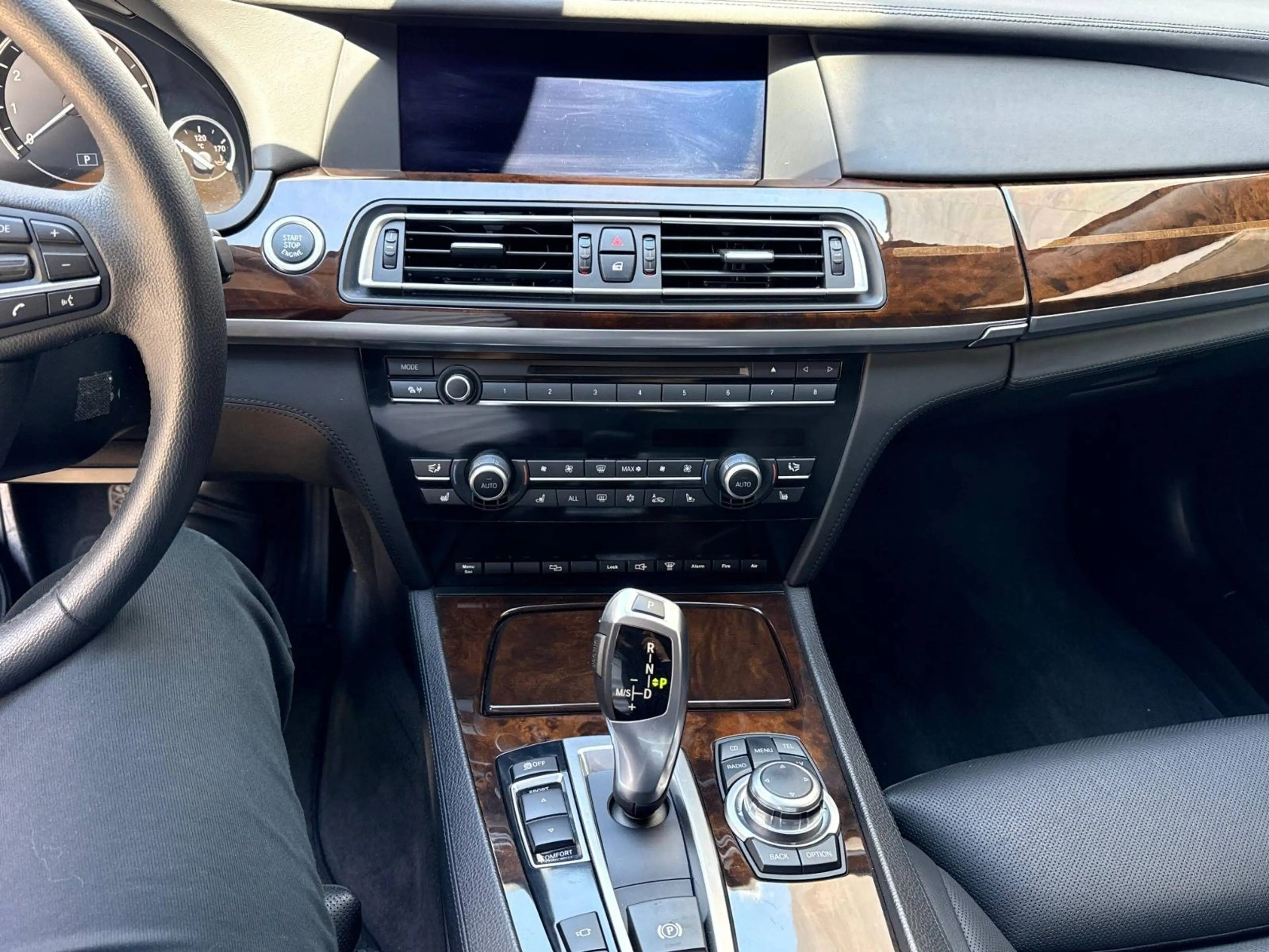 BMW 750 750Li F03 High Security VR7/VR9 Protection Armoured Werkspanzerung — photo 14