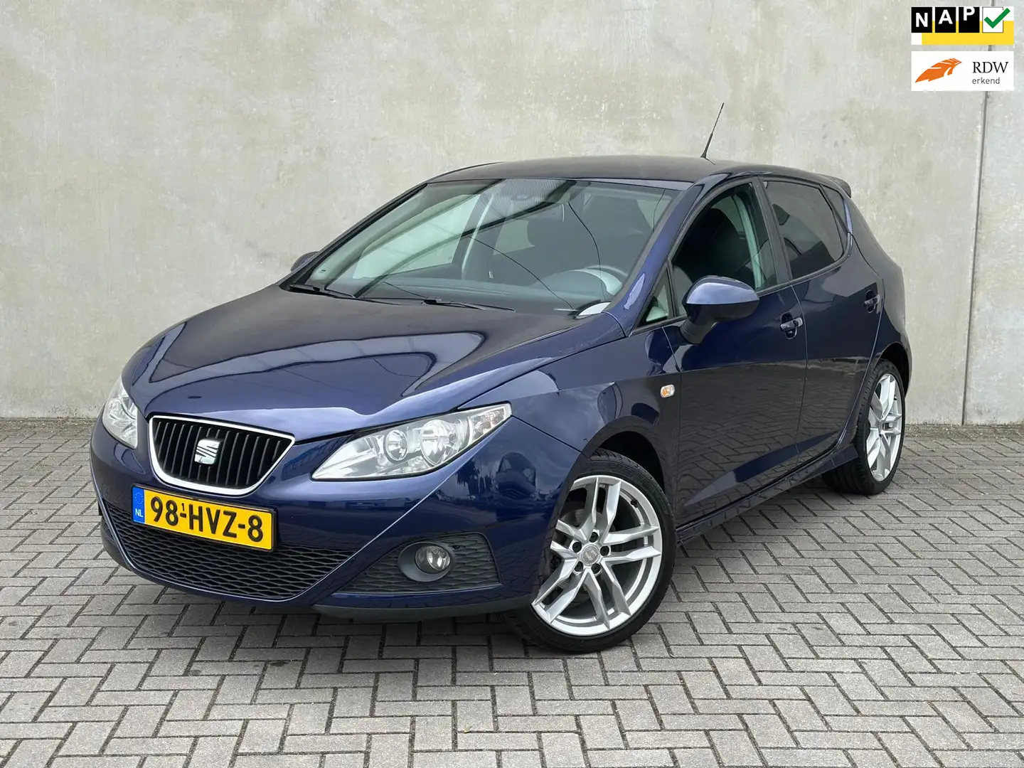 SEAT Ibiza 1.6 Sport-up DSG 17'' Carplay Cruise Airco Ori NL Blauw - 1