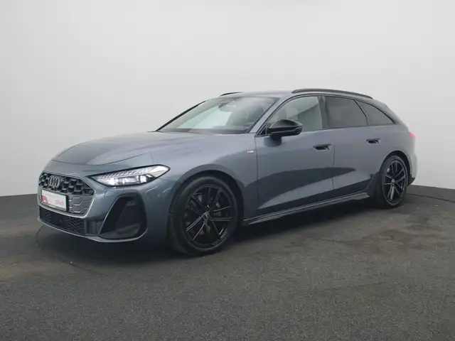 Audi A5 view 2