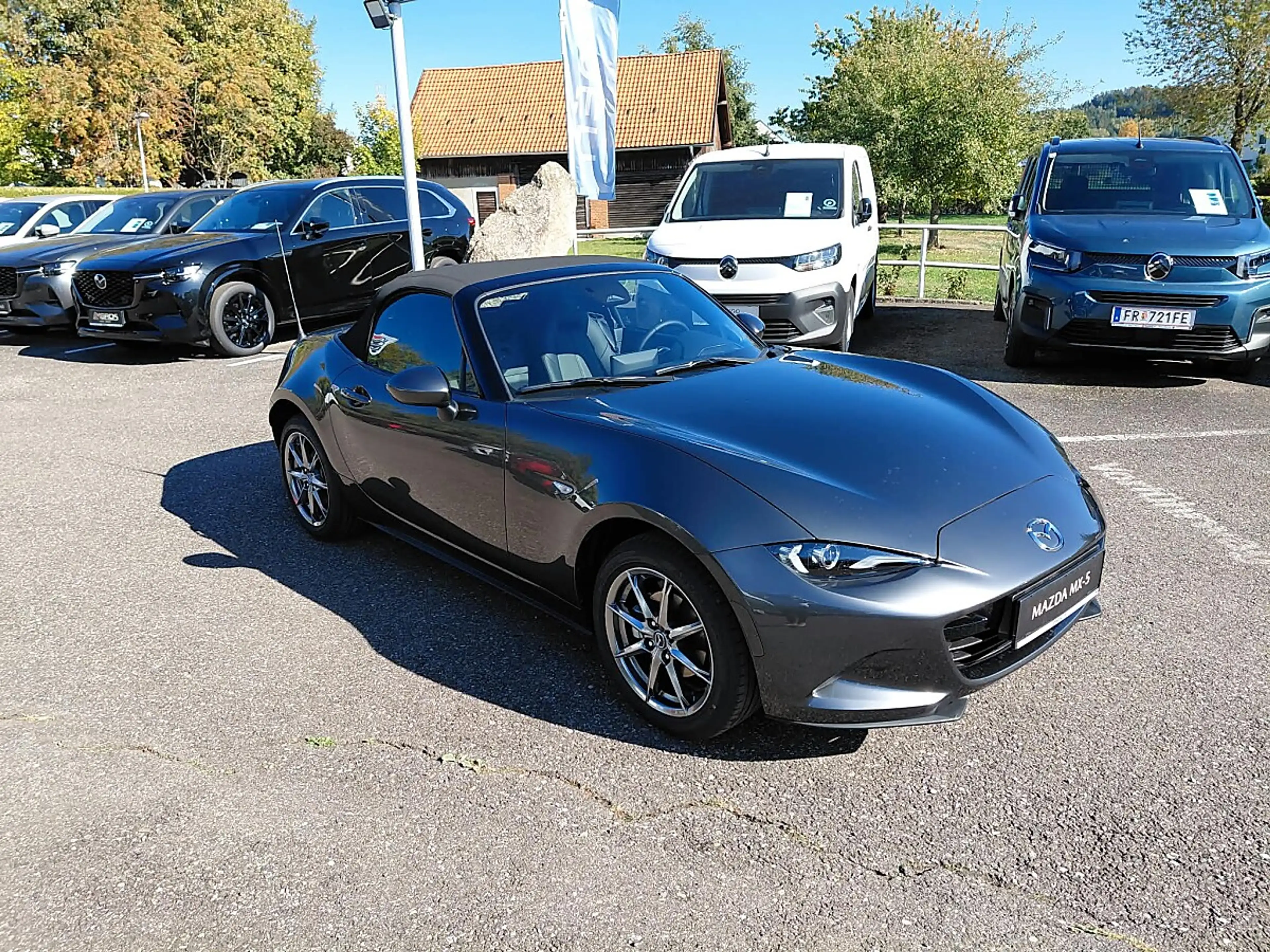 Mazda MX-5 ST G136 Skyactiv Exclusive-Line — photo 9