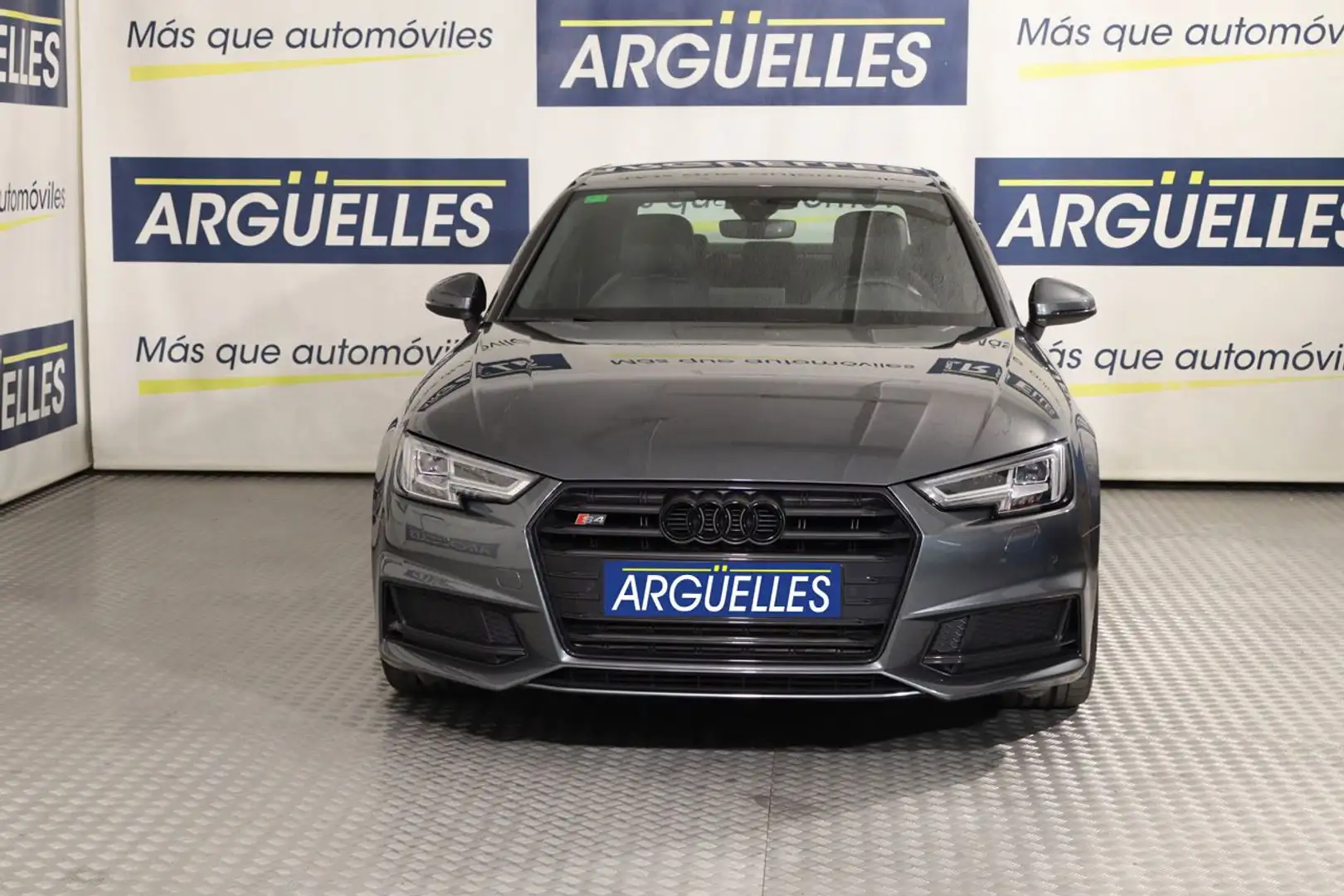 Audi S4 3.0 V6 TFSI Quattro 355cv Šedá - 1