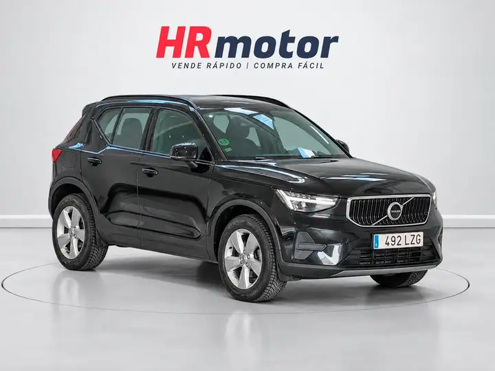 Volvo XC40 T2 Essential Manual 2022