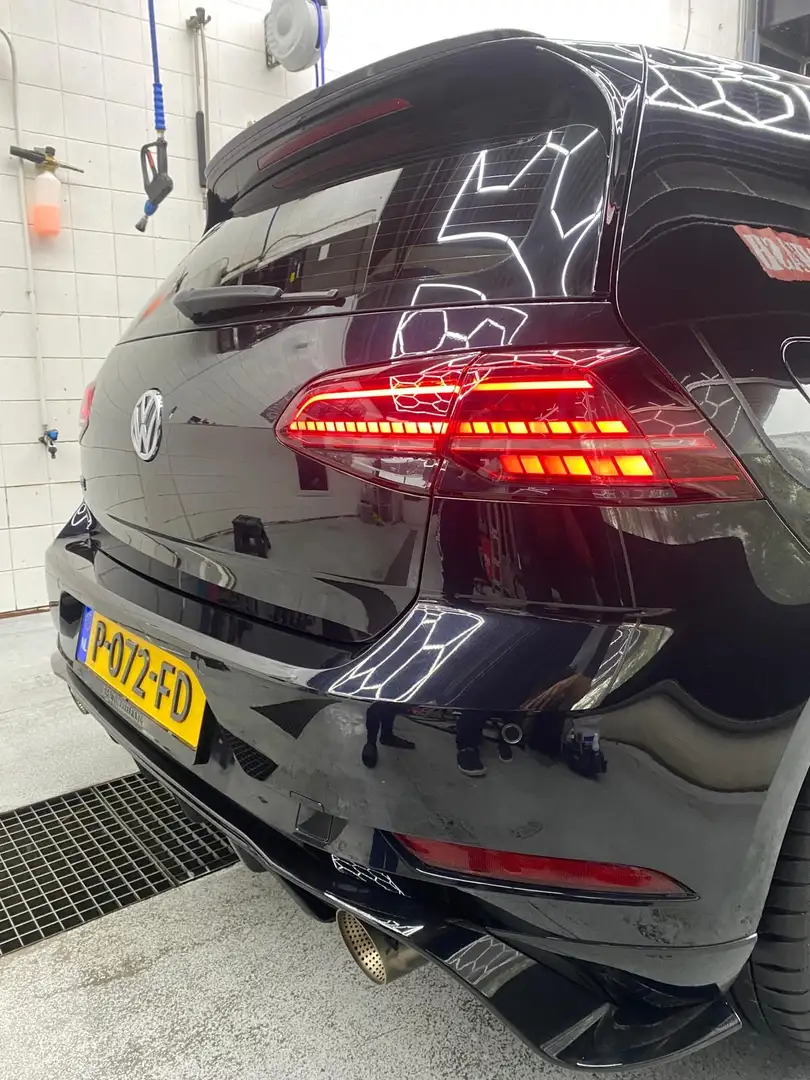 Volkswagen Golf 2.0 TSI GTI TCR Czarny - 2