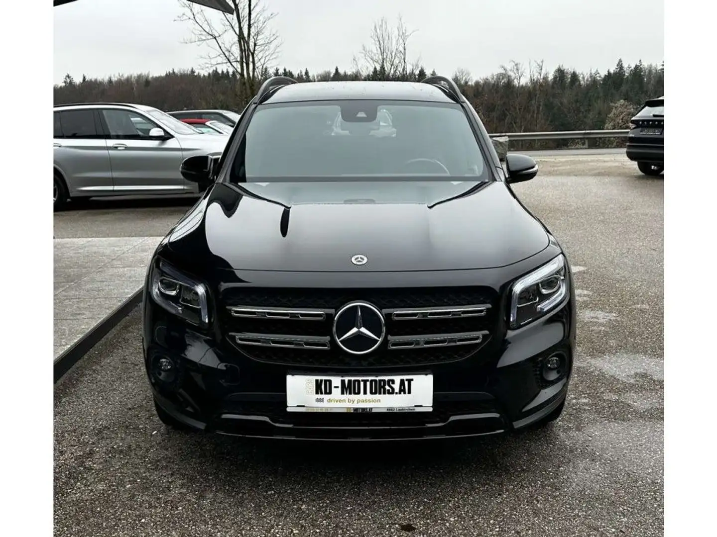 Mercedes-Benz GLB d 4Matic Aut. *Leder*Navi*RFK*SHZ*Ambiente* Noir - 2