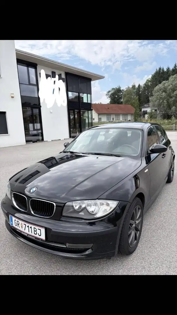 BMW 116 116d Advantage Schwarz - 1