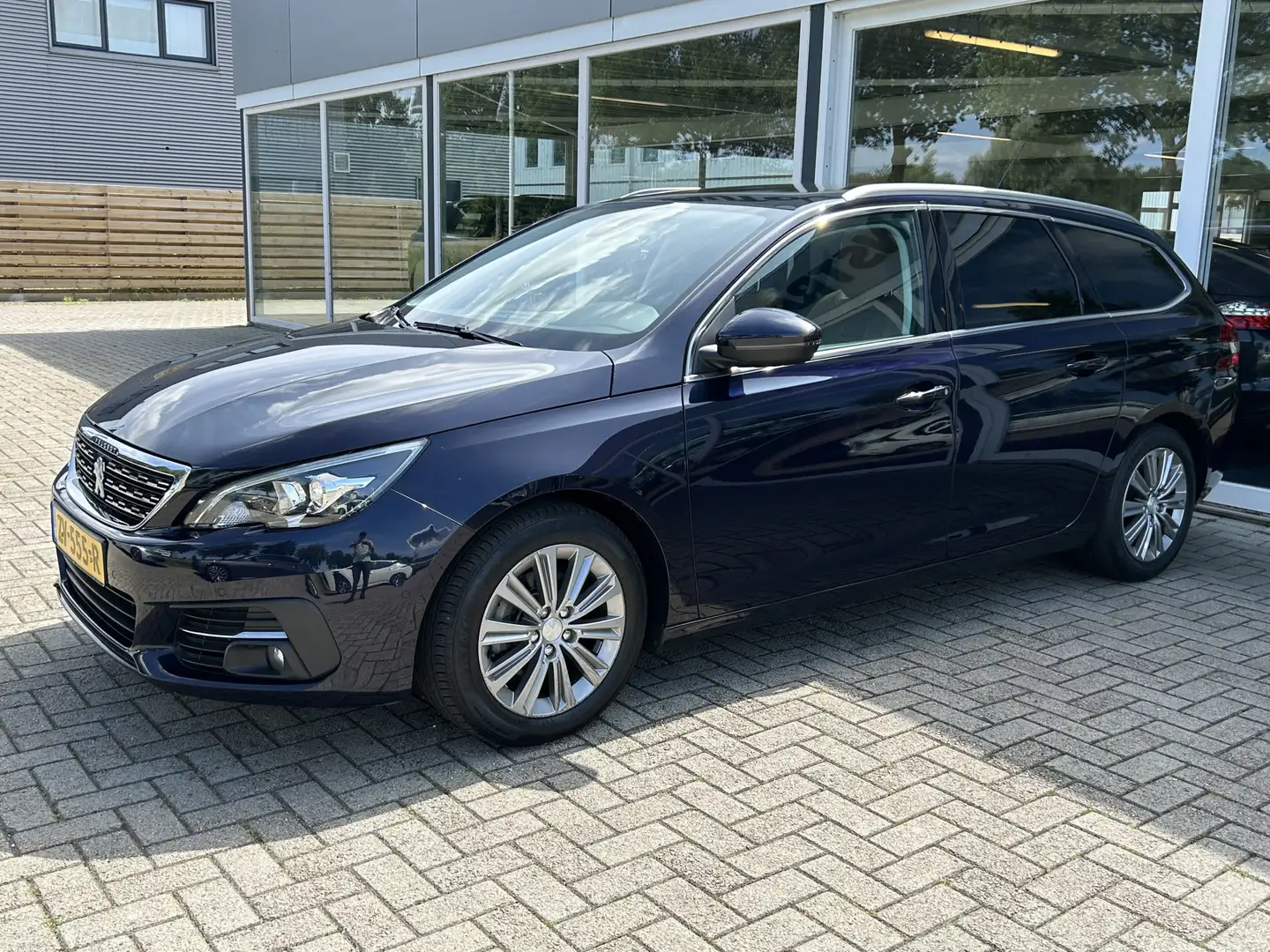 Peugeot 308 SW 1.2 PureTech Blue Lease Premium 50% deal 4.975, Blauw - 2