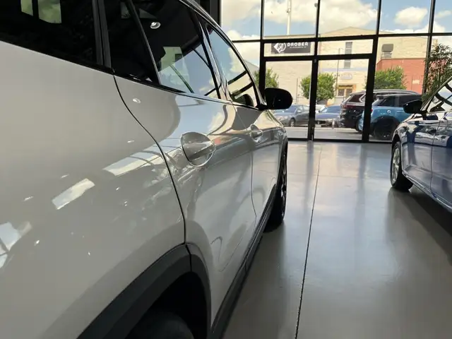 Mercedes-Benz Unknown Model view 14