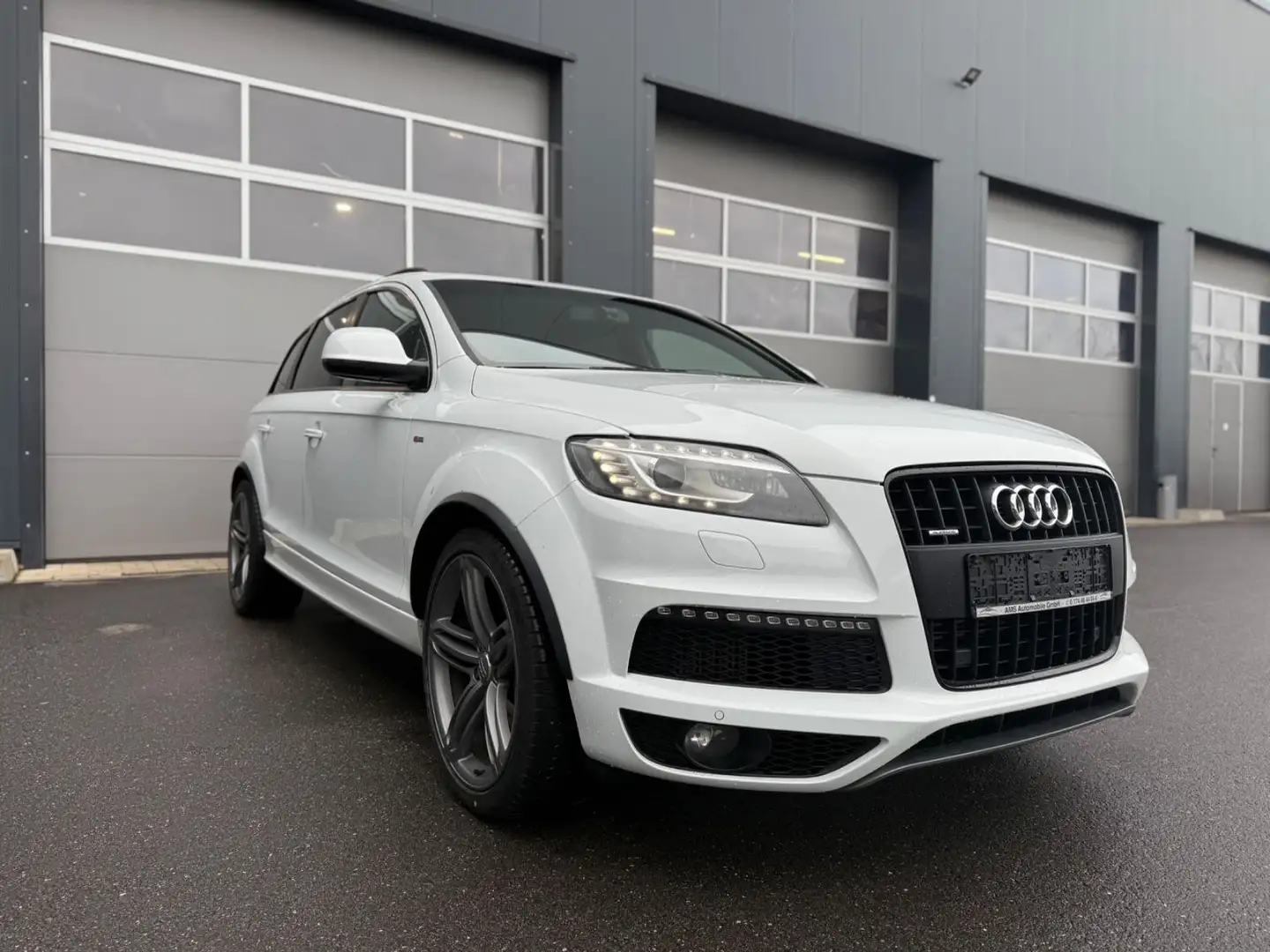 Audi Q7 3.0 TDI quattro S-Line,Bose,Pano,6 Sitze,Luft Weiß - 1