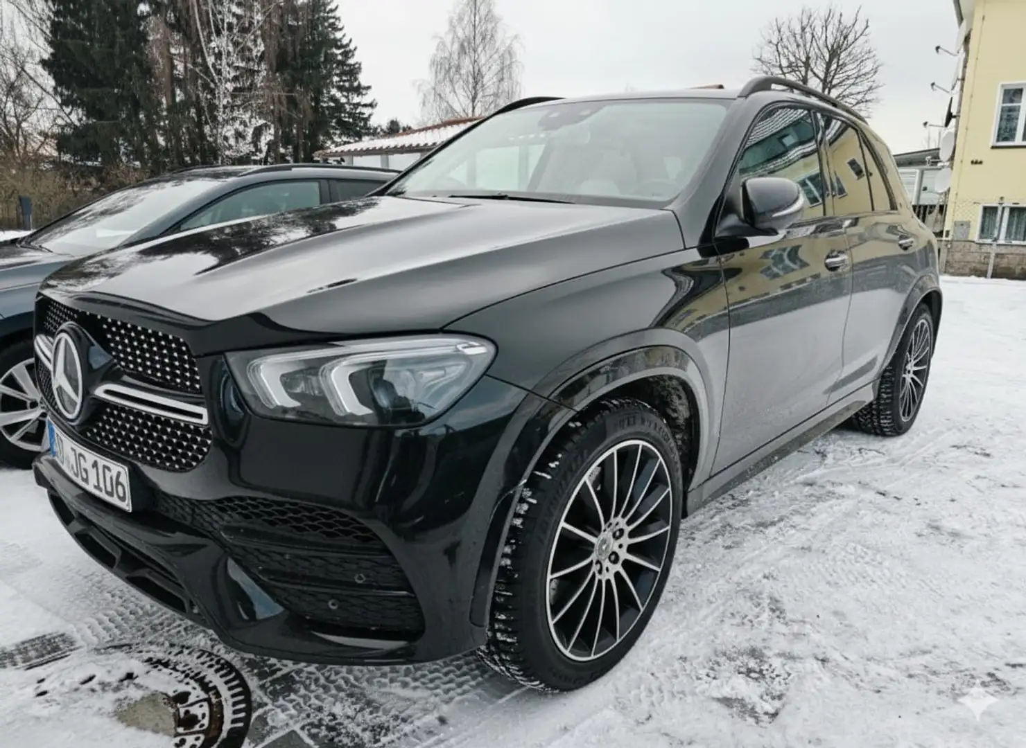 Mercedes-Benz GLE 400 Angebot 24.01.26 4Matic 9G-TRONIC AMG Line Schwarz - 1
