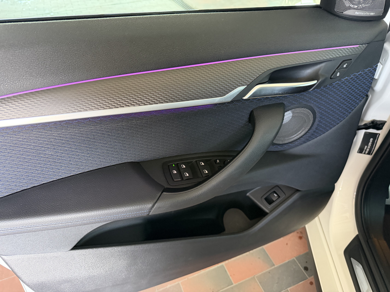 BMW X2 xDrive 20 d M Sport+AHK+HEADUP+R-KAMERA+LED — photo 6
