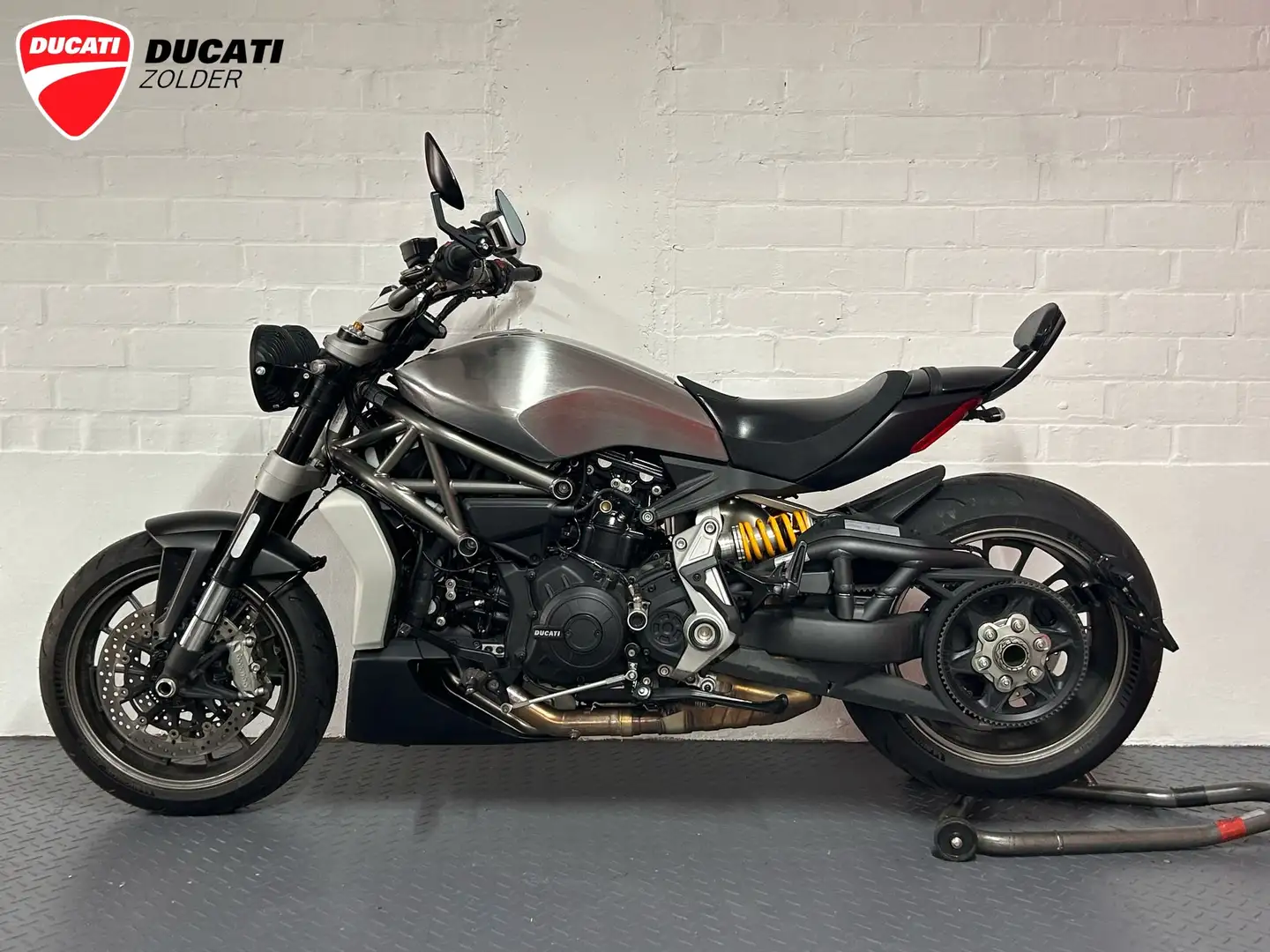 Ducati XDiavel XDiavel 1200 Stříbrná - 1