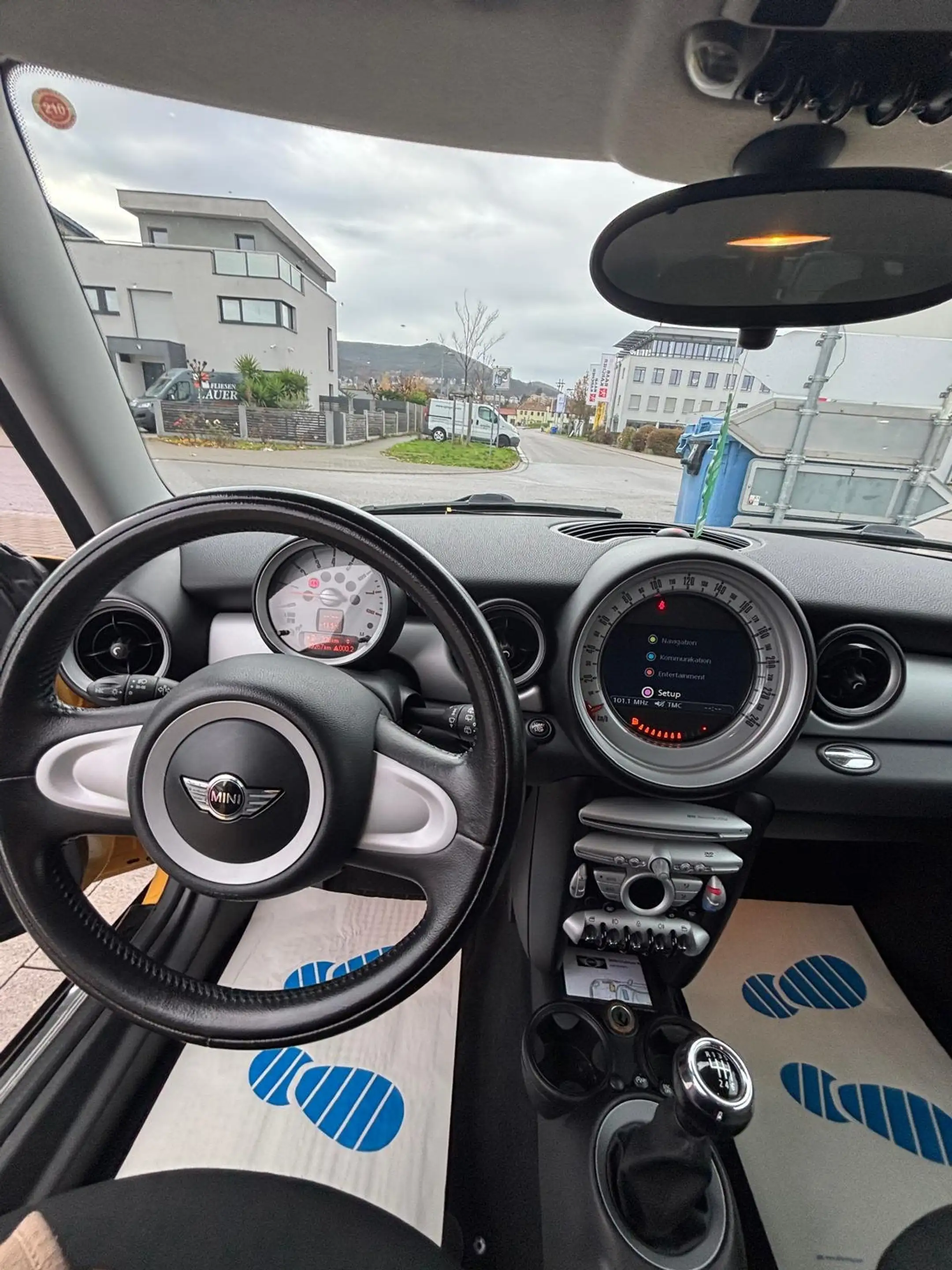MINI Cooper Clubman Cooper — photo 10