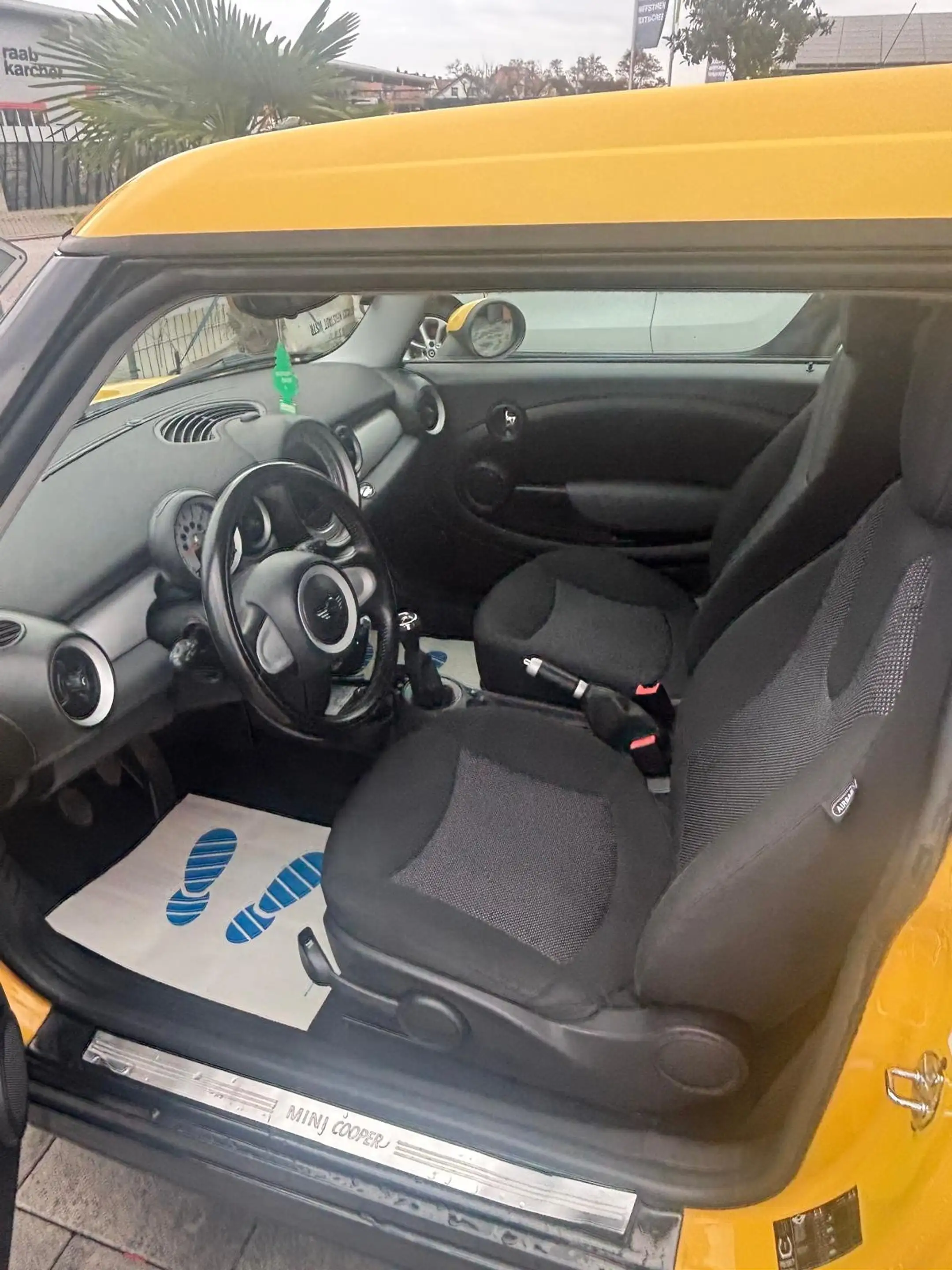 MINI Cooper Clubman Cooper — photo 9