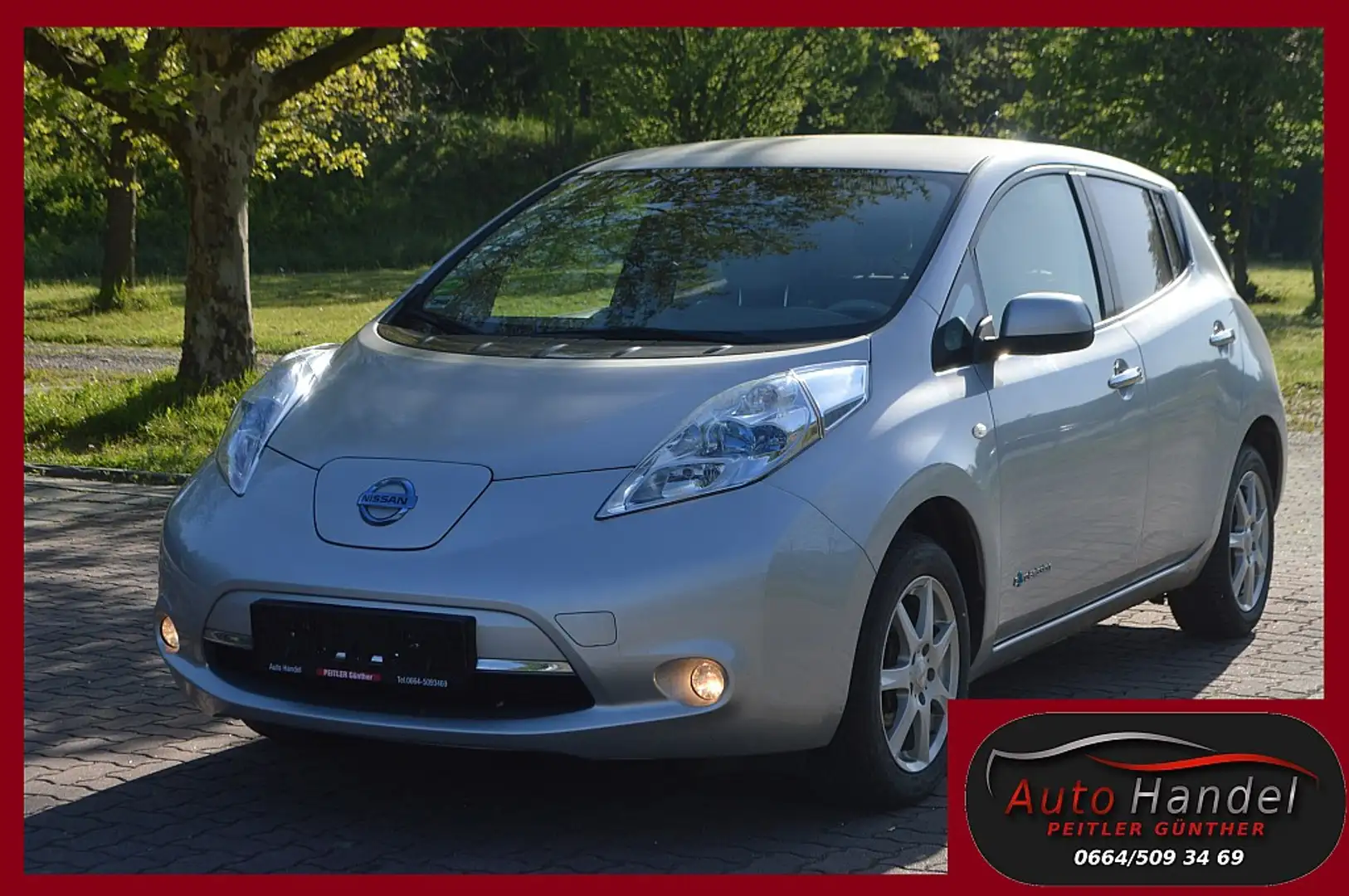 Nissan Leaf (mit Batterie) Tekna 25 kWh+NAVI+Kamera+SHZ+PDC+ Stříbrná - 1