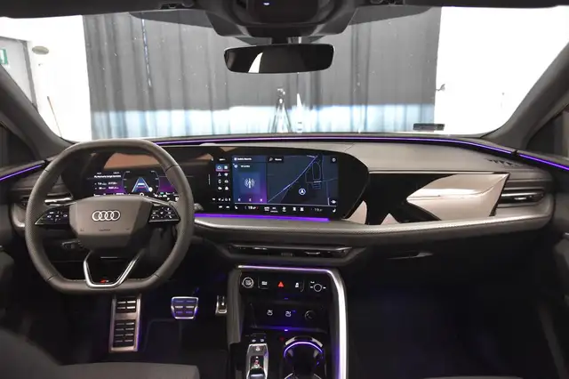 Audi Q5 view 7