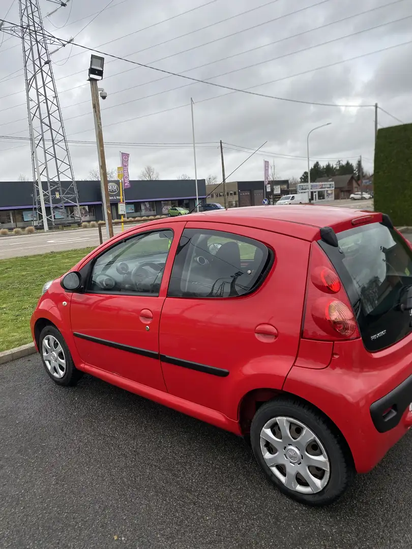 Peugeot 107 1.0i Urban - 2
