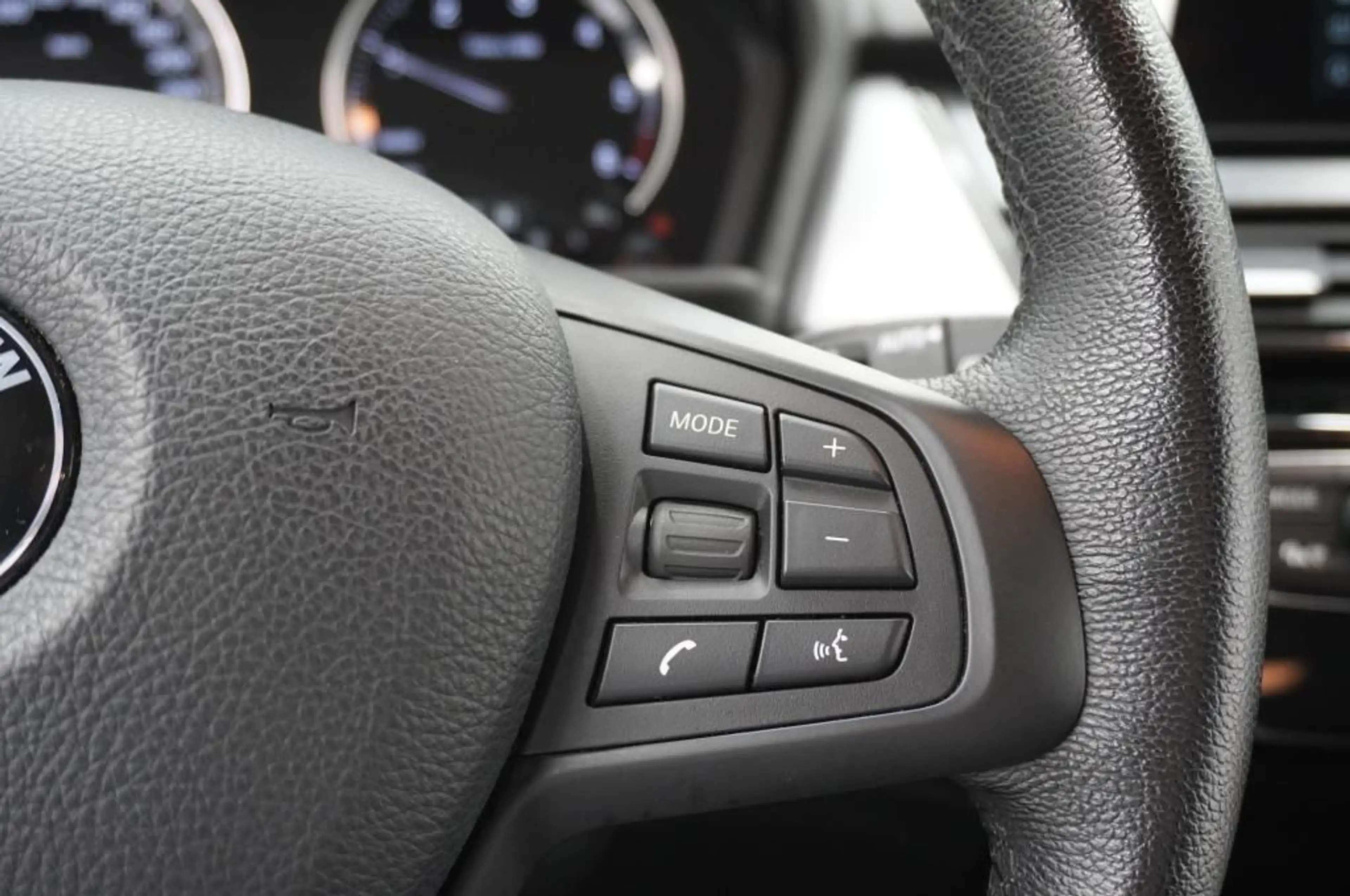 BMW 216 d Navi/AHK/Shzg/PDC/Temp — photo 14