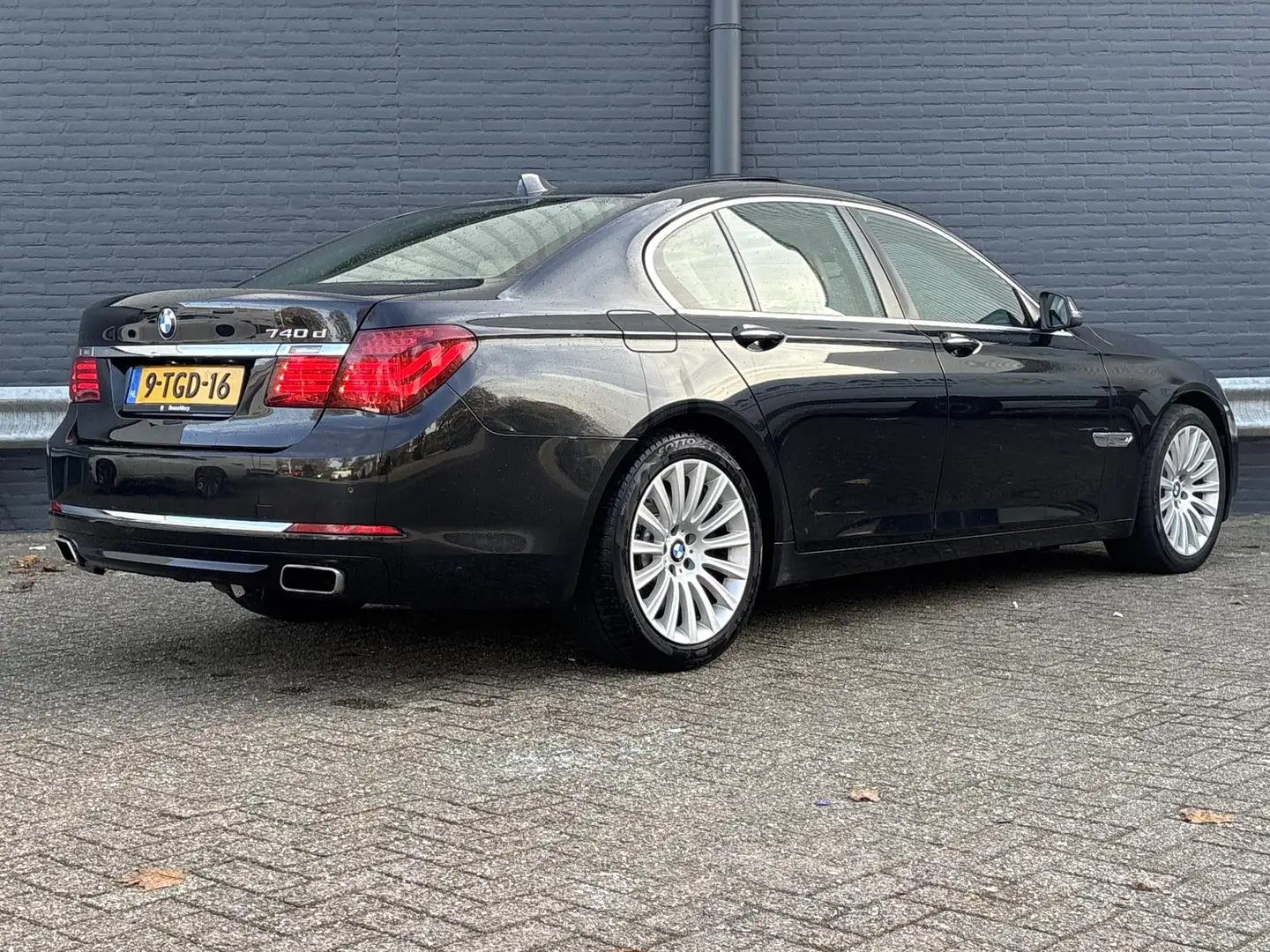BMW 740 7-serie 740d High Executive | Nappa Leder | Pano | Noir - 2
