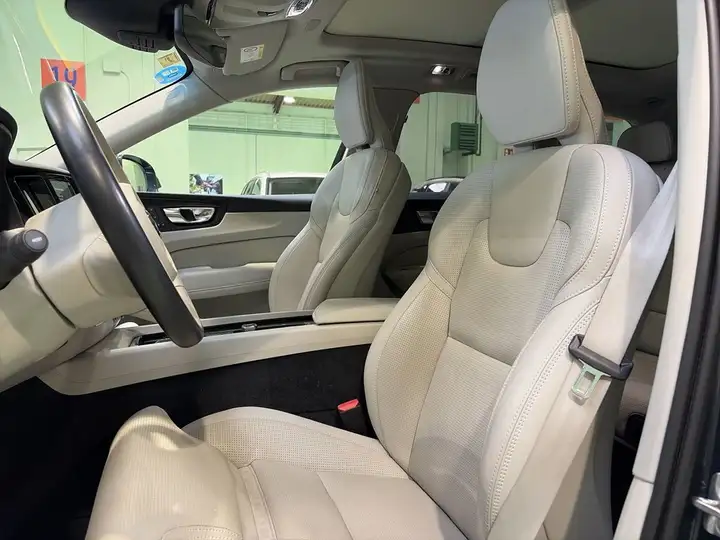 Volvo XC60 T6 Twin Recharge Inscription aut 2020, foto 8