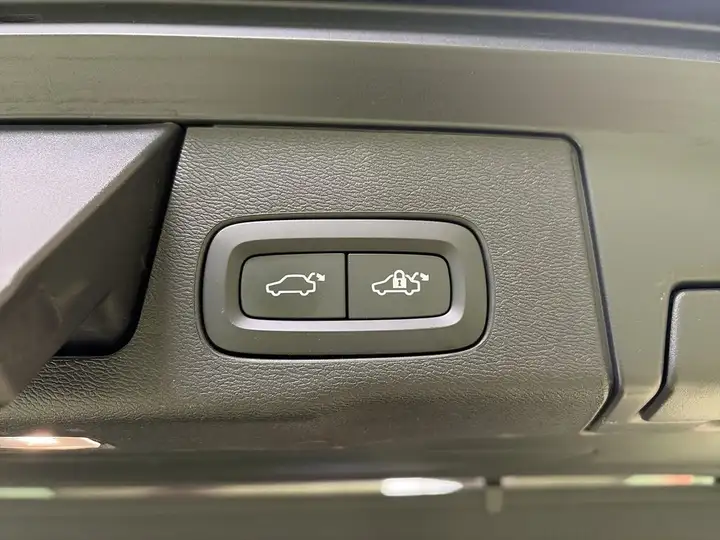 Volvo XC60 T6 Twin Recharge Inscription aut 2020, foto 30