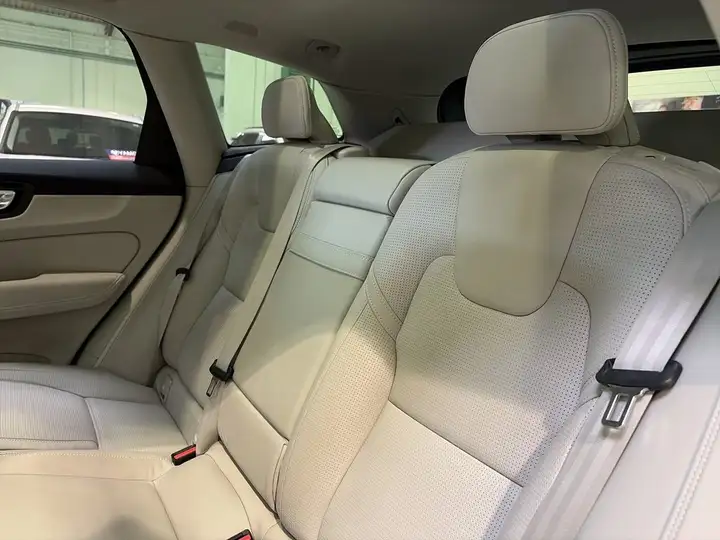 Volvo XC60 T6 Twin Recharge Inscription aut 2020, foto 25