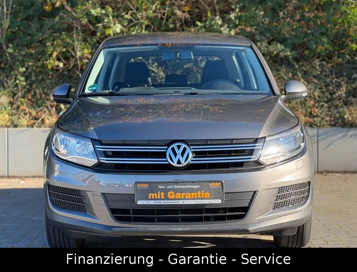 Volkswagen Tiguan 1.4 TSI/AHK/NAVI/ERST 109TKM/TÜV/KLIMAAUT Grau - 2