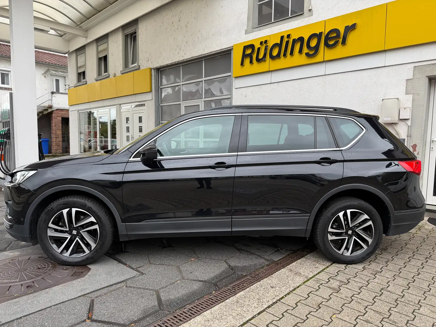 SEAT Tarraco Style *7-SITZ* AHK ACC DSG *VIRTUAL* KAMERA Schwarz - 2