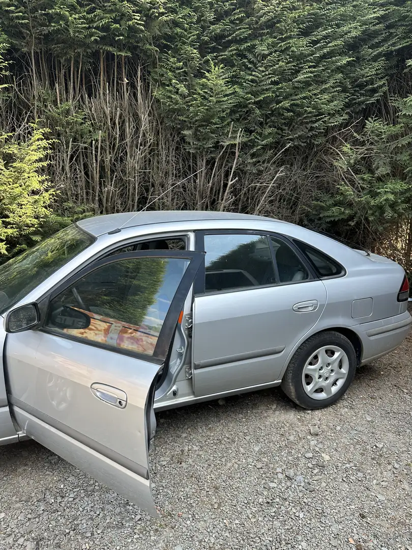 Mazda 626 1.9 Comfort - 2