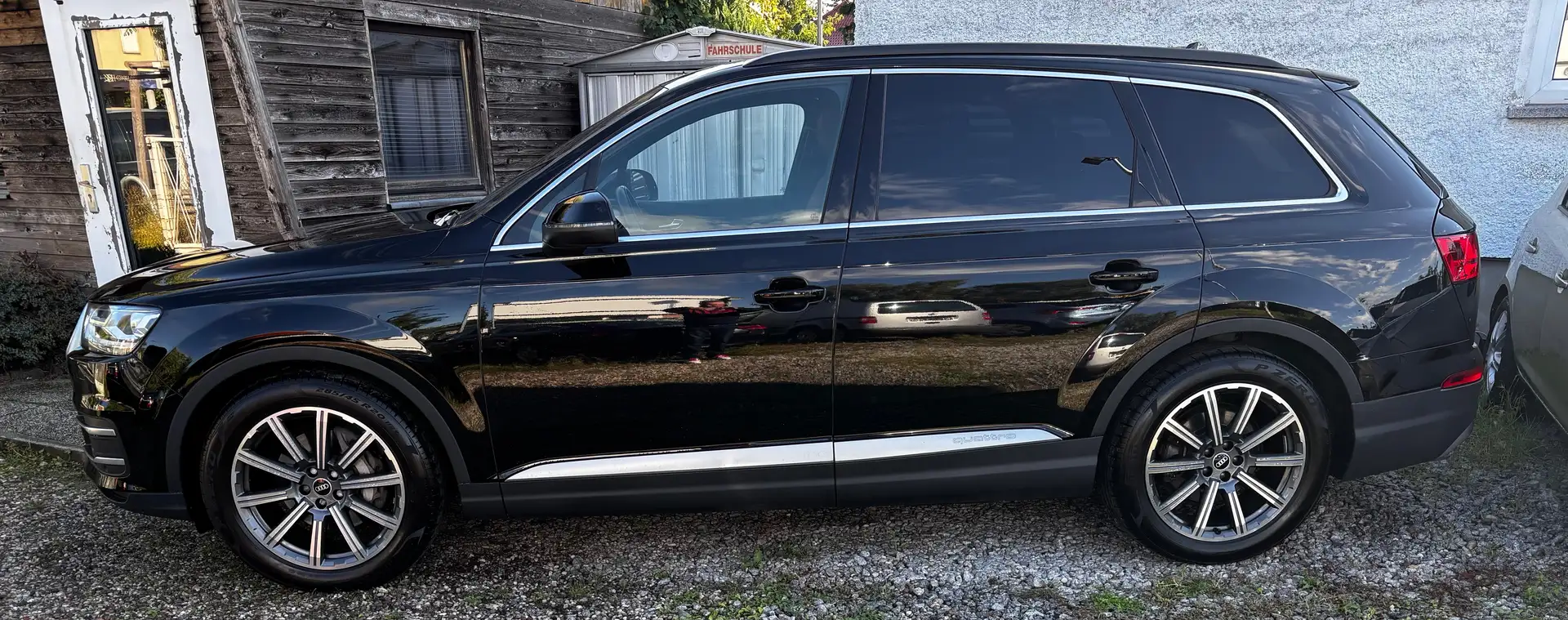 Audi Q7 3.0 Luft Leder Navi ACC AHK 20" Sitzbelüftung Schwarz - 2