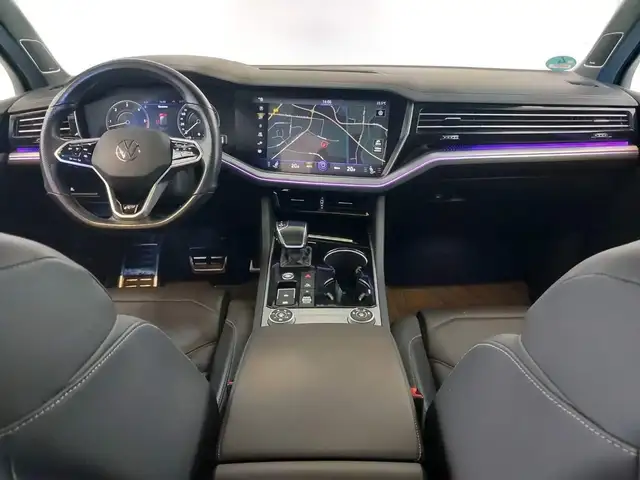 Volkswagen Touareg view 11
