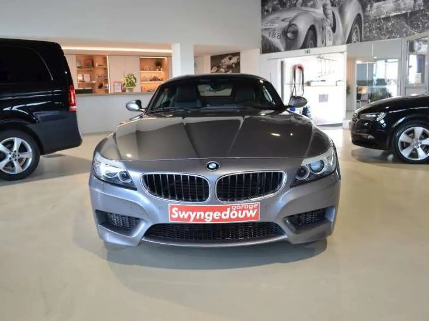 BMW Z4 Z4 sDrive20i Aut.M pack, Grijs - 2