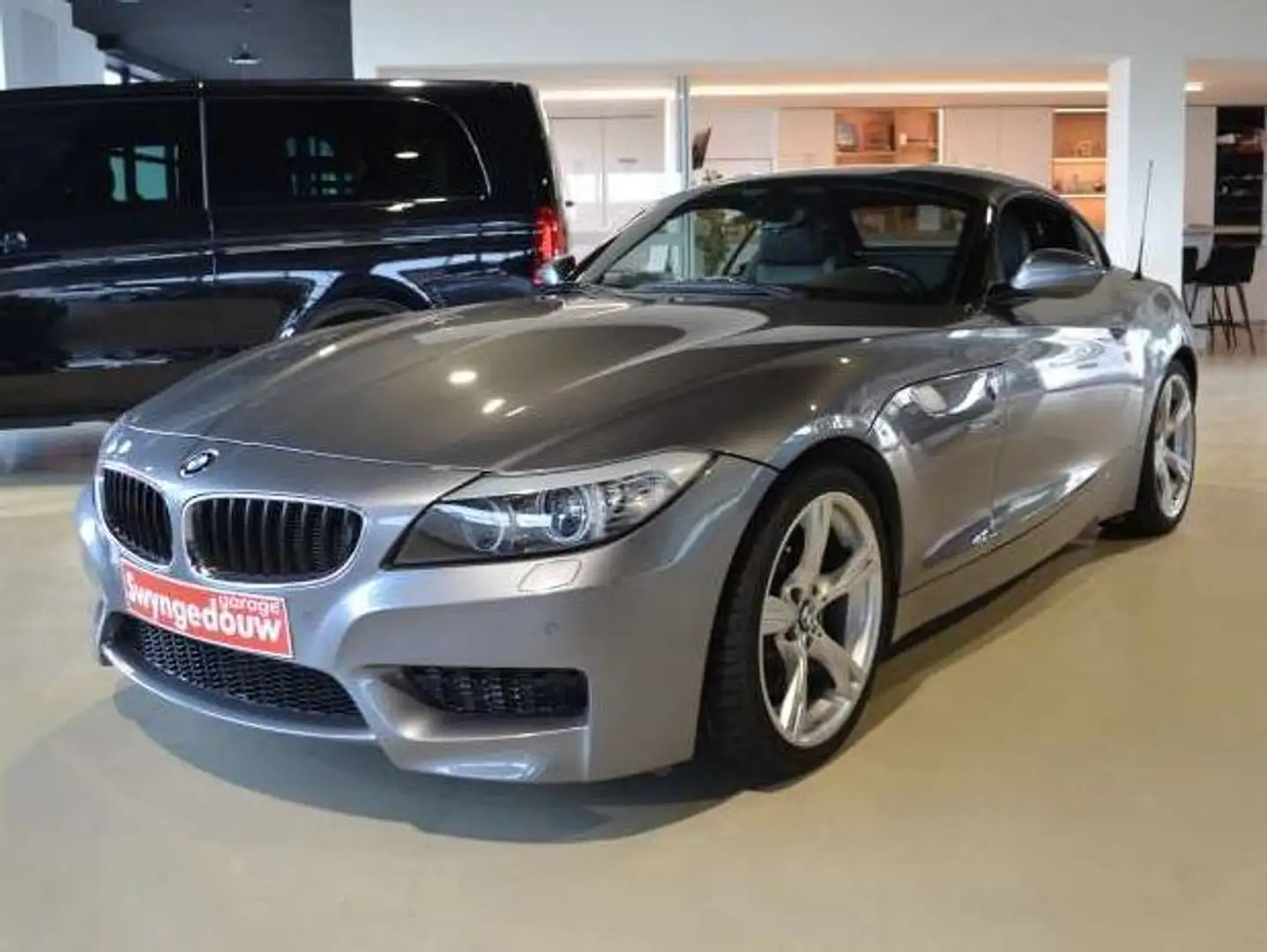 BMW Z4 Z4 sDrive20i Aut.M pack, Grijs - 1