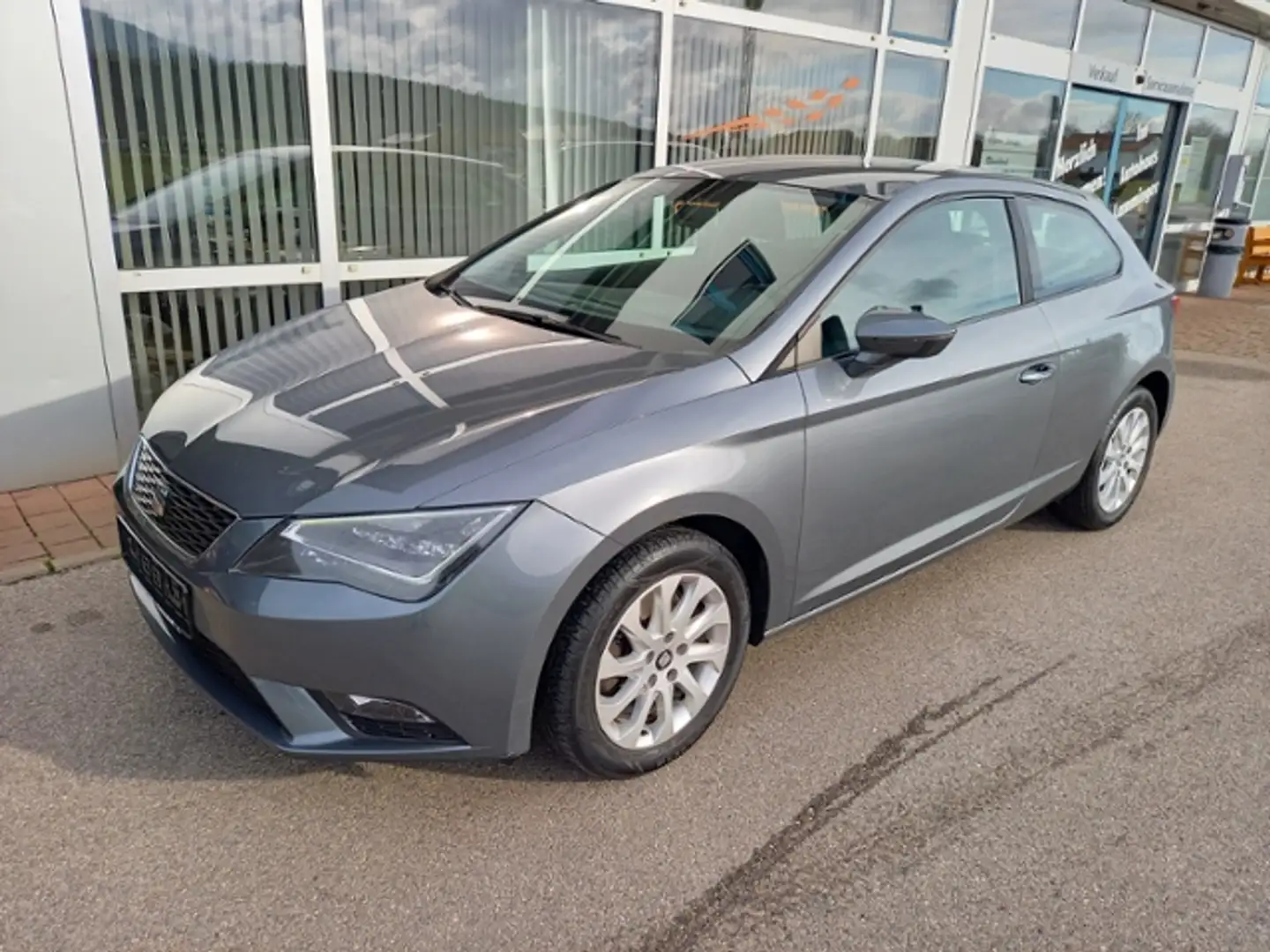 SEAT Leon SC Style Grau - 2