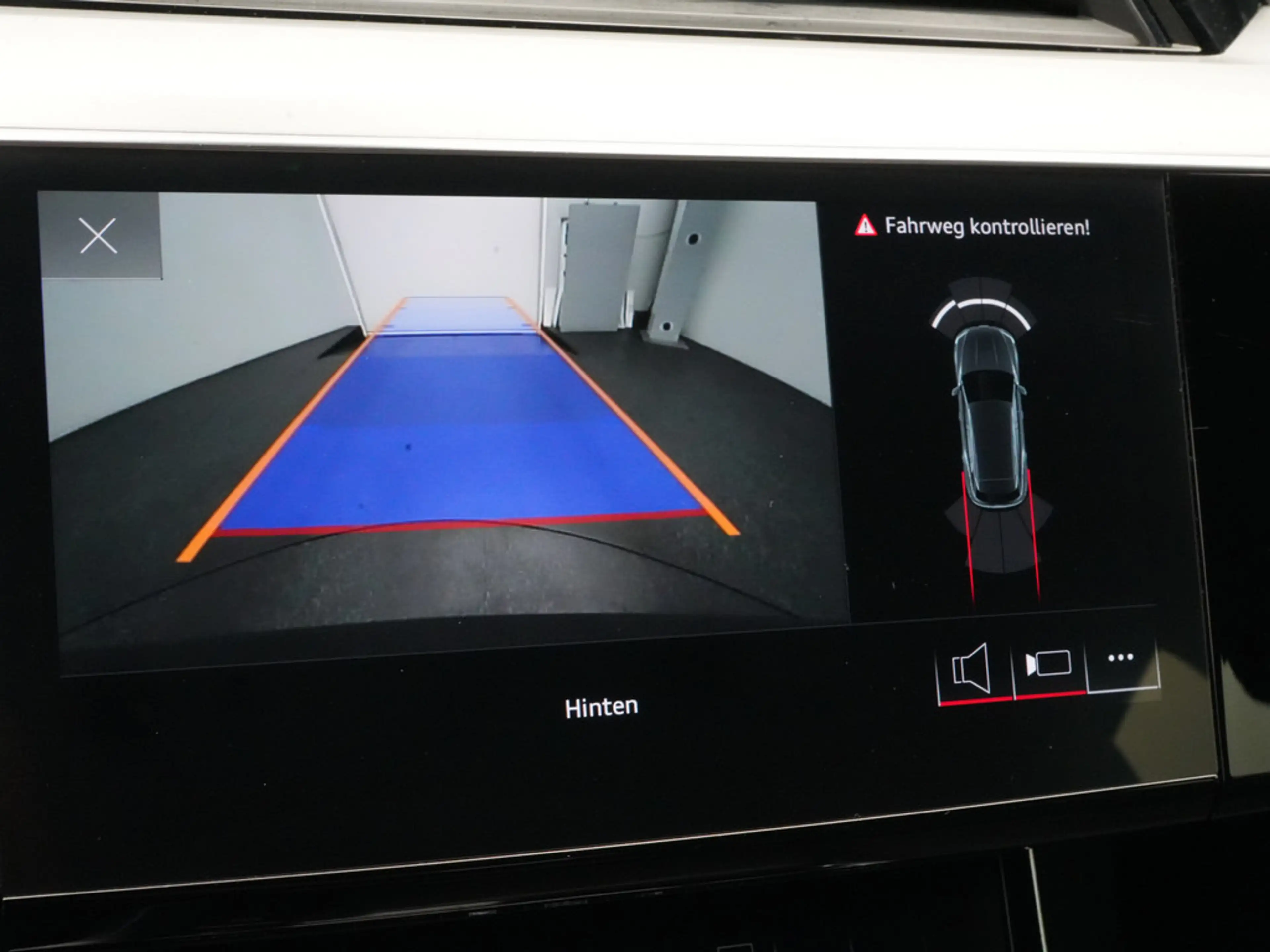 Audi Q8 e-tron S line MATRIX NAVI VIRT ACC KAM SHZ — photo 9